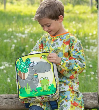 Bata escolar con botones