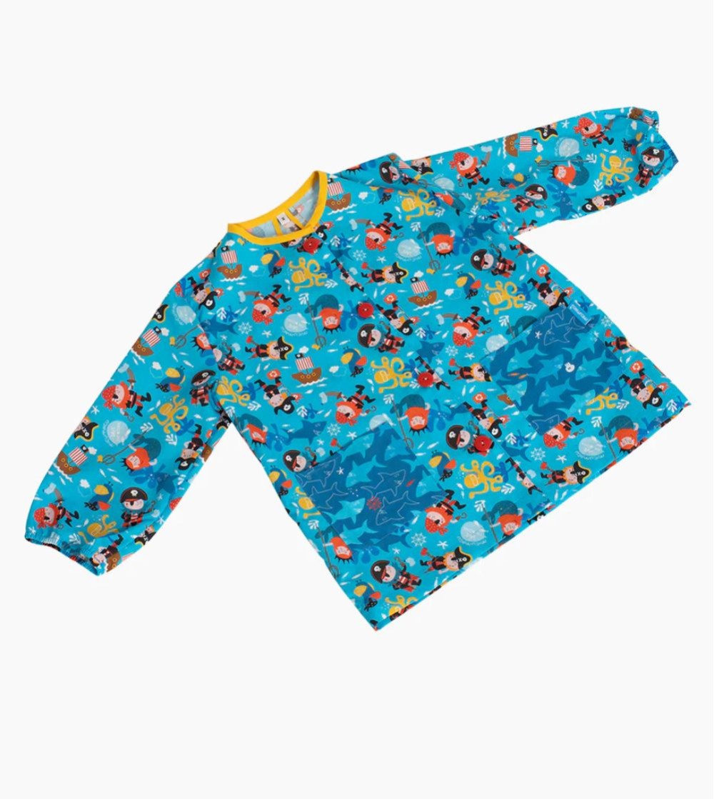 Bata escolar con botones